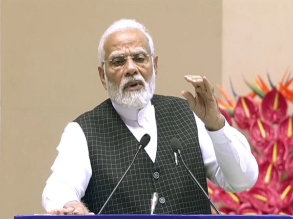 Savarkar's fearless, self-respecting nature couldn't tolerate mindset of slavery: PM Modi