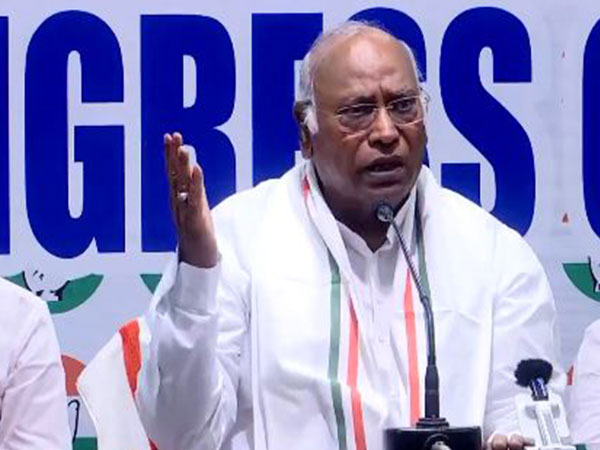 "To not implement whatever promise he gives, that is Modi's guarantee": Kharge's jibe at PM 