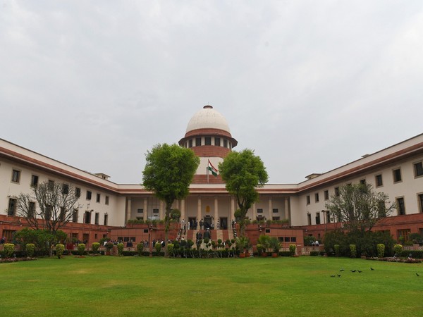 SC seeks clarification from ECI official on pleas seeking 100% verification of EVM votes with VVPAT slips