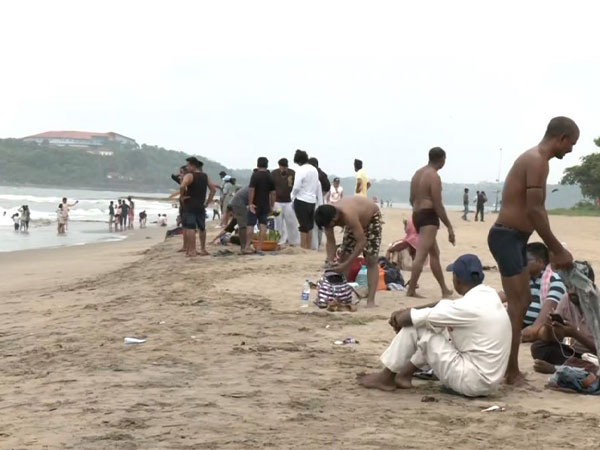 Tourists flock to Goa to beat scorching heatwaves before advent of Monsoon