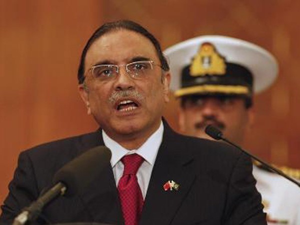 Pakistani news channel stopped from airing jailed ex-prez Zardari's interview