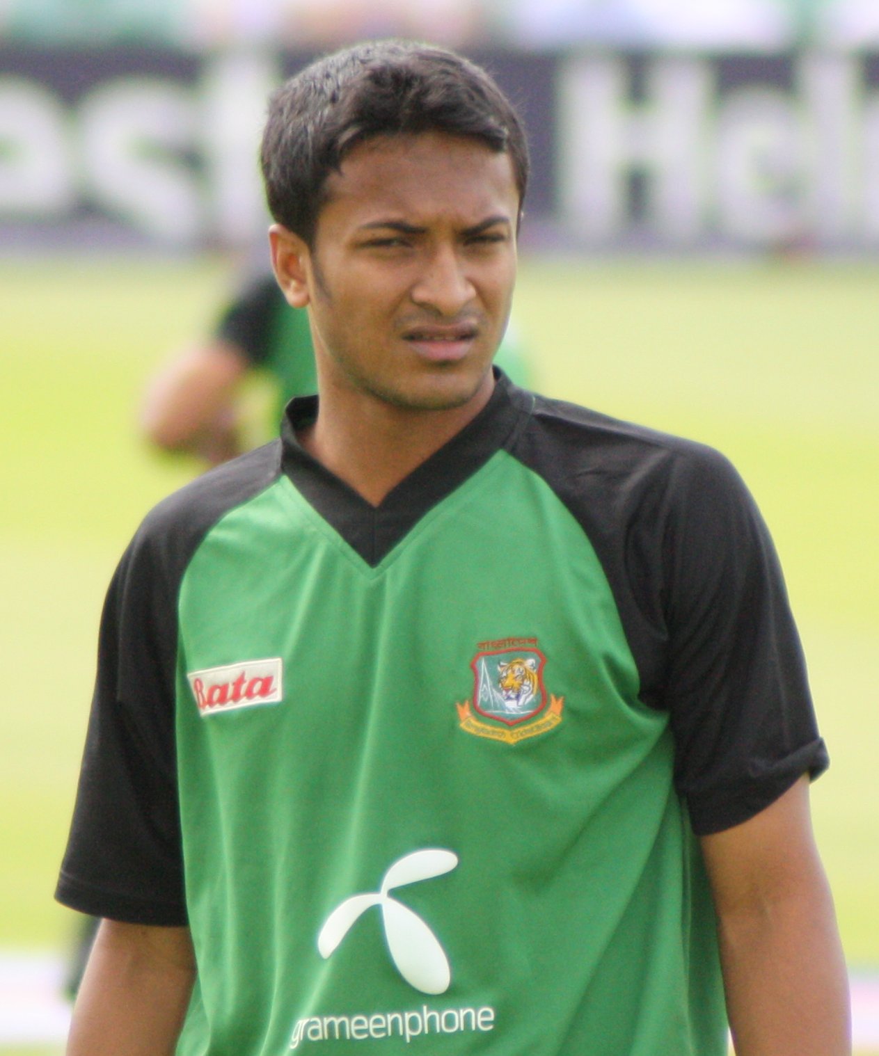 UPDATE 1-Cricket-Bangladesh's Shakib banned for breaching corruption code