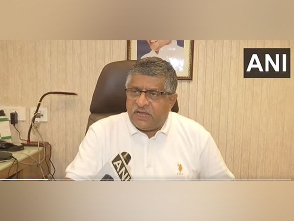 "Nitish Kumar, Lalu Prasad are daydreaming": Ravi Shankar Prasad rips into opposition