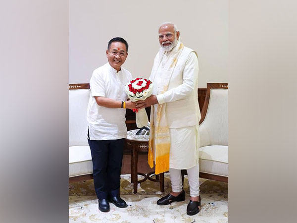 Sikkim CM meets PM Modi, urges Rs. 3673.25 Cr from Centre for post flood reconstruction