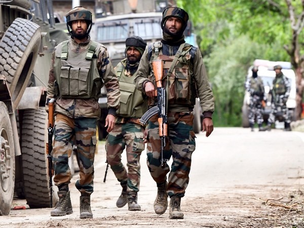 Indian Army Neutralizes Terrorist, NCO Injured in Kupwara Operation