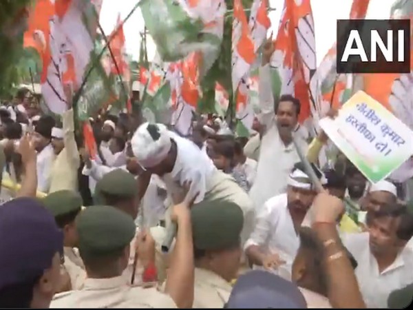 Indian Youth Congress Workers Arrested Amid Violent Protest Against Bihar CM