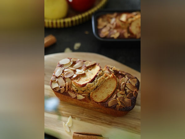 Savor the Monsoon: South African Apples & Pears Cinnamon Tea Cake