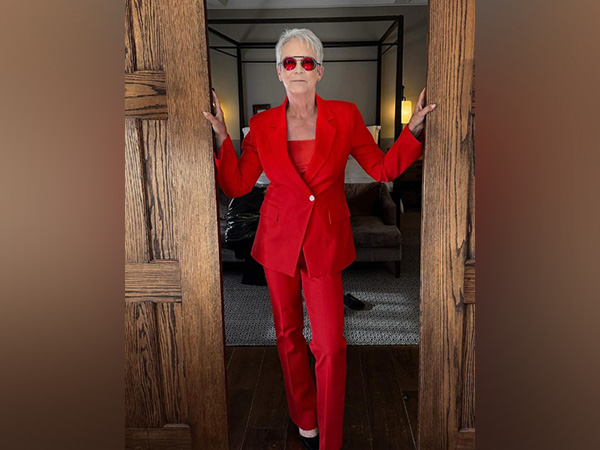 Jamie Lee Curtis Criticizes Paparazzi Intrusion on 'Freakier Friday' Set, Shares BTS Photo