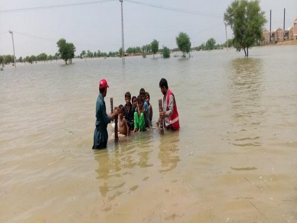 Pakistan's Sindh province remains under eight-foot deep floodwaters 