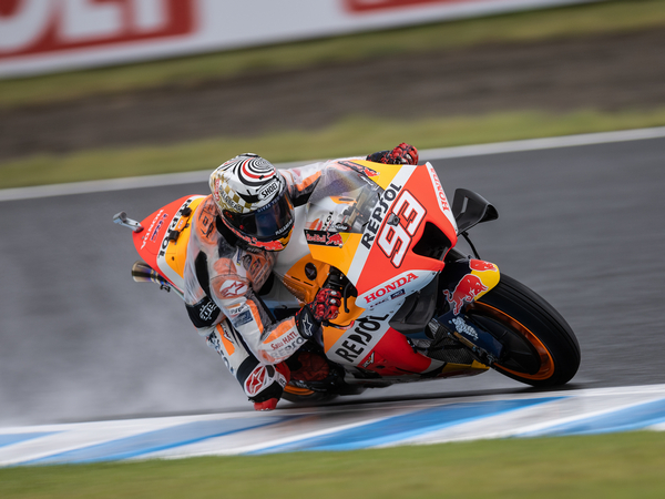 Japanese Grand Prix: Honda rider Marquez takes pole position