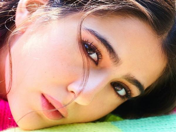 Sara Ali Khan shares alluring close-up picture in latest Instagram post
