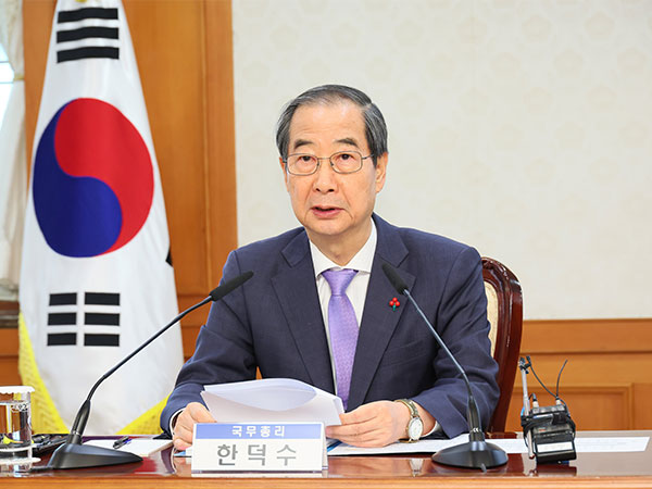 South Korea's Democratic Party Delays Impeachment Motion Against Acting President