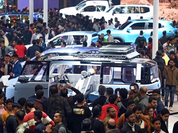 India's Automotive Revolution: Electric and Alternative Fuel Vehicles Drive Industry Evolution