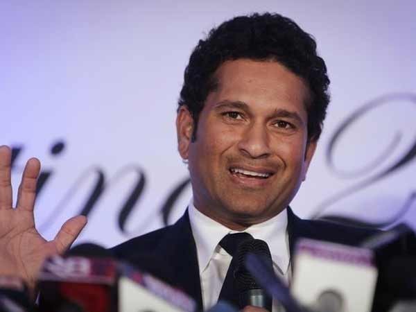 Tendulkar steals show with witty remark to ICC's troll