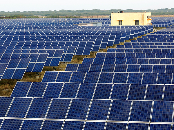EIB commits €28.5million financing for solar farms in Western Macedonia