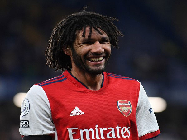Premier League: Mohamed Elneny extends his stay at Arsenal