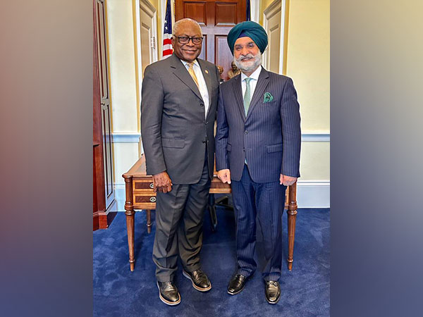 Indian envoy Sandhu meets US Congressman Clyburn, discuss ways to strengthen healthcare, clean energy
