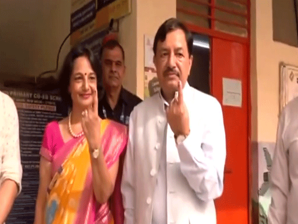 LS Polls: Former Chief Election Commissioner Sushil Chandra along with his wife, exercised his voting rights