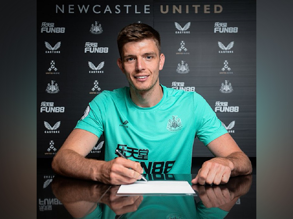 Premier League: Newcastle United sign England goalkeeper Nick Pope