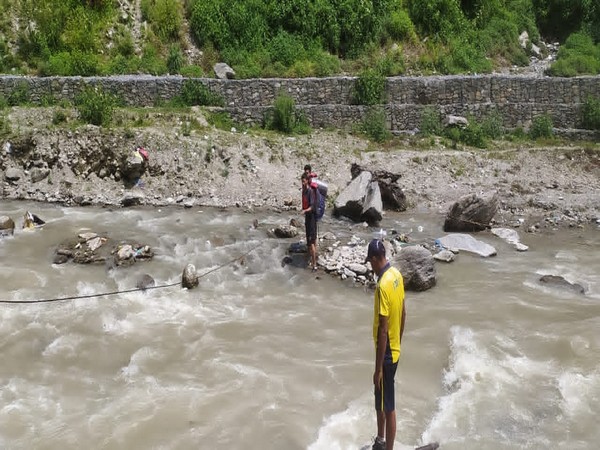 Uttarakhand: Two trapped in Mandakini River rescued by SDRF, Police 