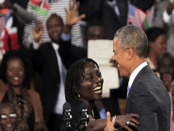Ex-US President Barack Obama's sister teargassed live on air in Kenya