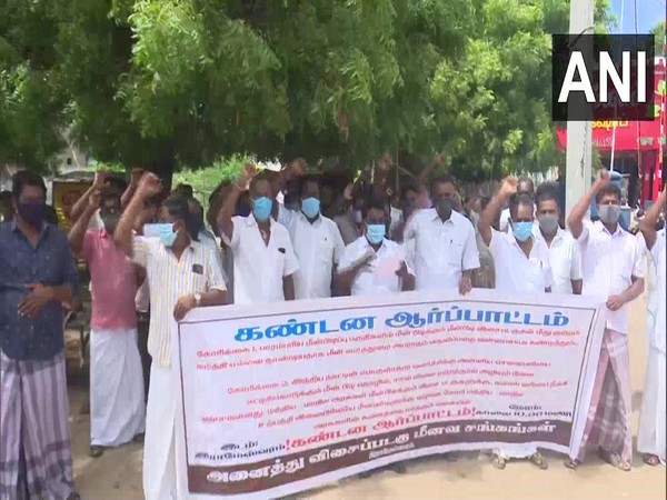 Fishermen's body protests against rising fuel prices 