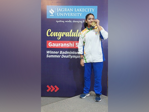 Jagran Lakecity University felicitates Bhopal Girl on winning badminton team gold at deaflympics in Brazil