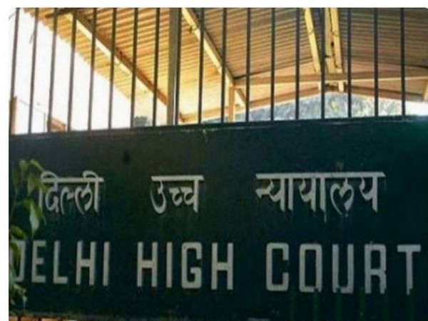 Delhi HC reserves order on WhatsApp, Facebook pleas against CCI probe