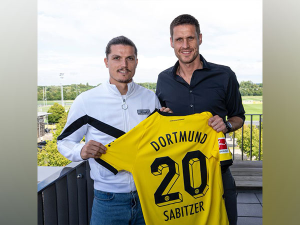 Borussia Dortmund sign Austrian Marcel Sabitzer on four-year deal