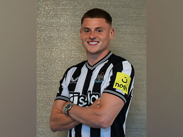 Newcastle United sign Harvey Barnes on 5-year deal