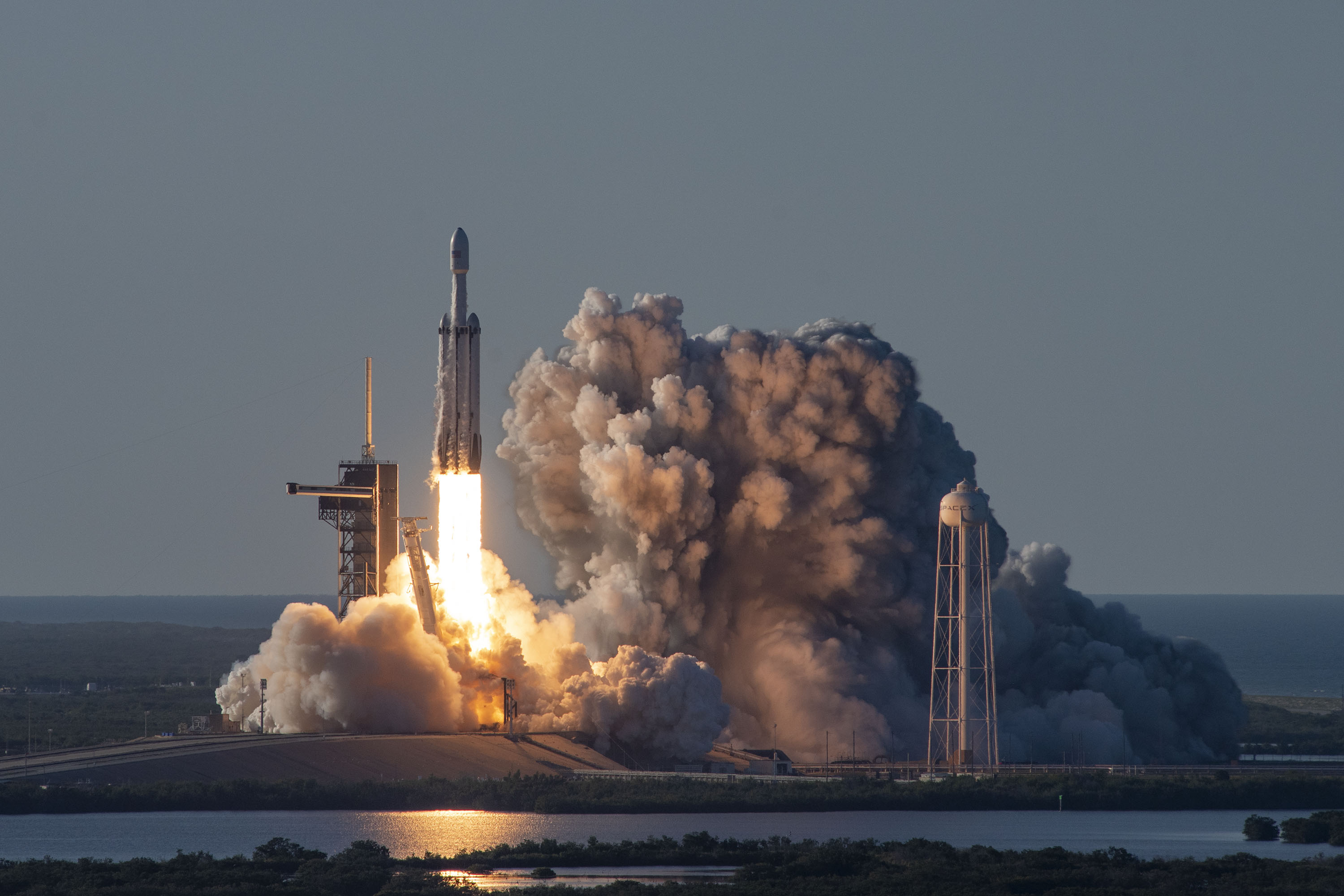 (Update: Launched) SpaceX Targets July 26 For Falcon Heavy Launch Of ...