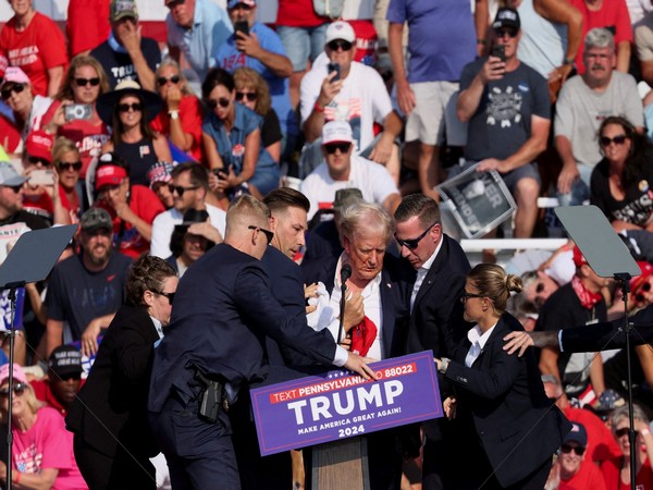 High-Stakes Politics: Trump Rallies in Pennsylvania as Harris Bolsters Campaign with Obama Endorsement