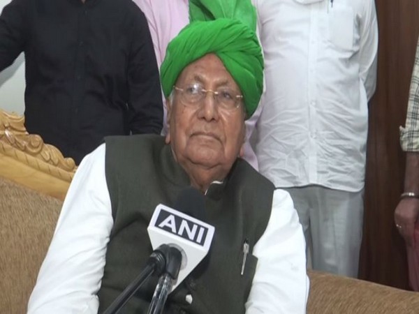 Form third front to safeguard country's interests, says OP Chautala