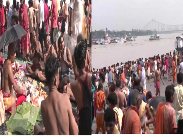 People take holy dip, perform 'pind dan' on last day of 'Pitru Paksha'
