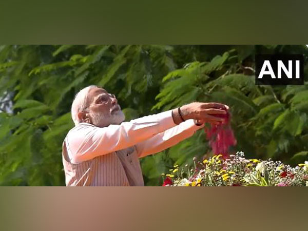 PM Modi pays tribute to Pandit Deendayal Upadhyay on his 107th birth anniversary