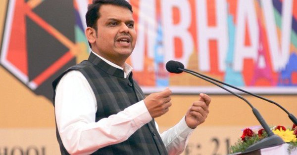 Maha CM Fadnavis seeks Rs 7,962 cr in central aid for drought relief