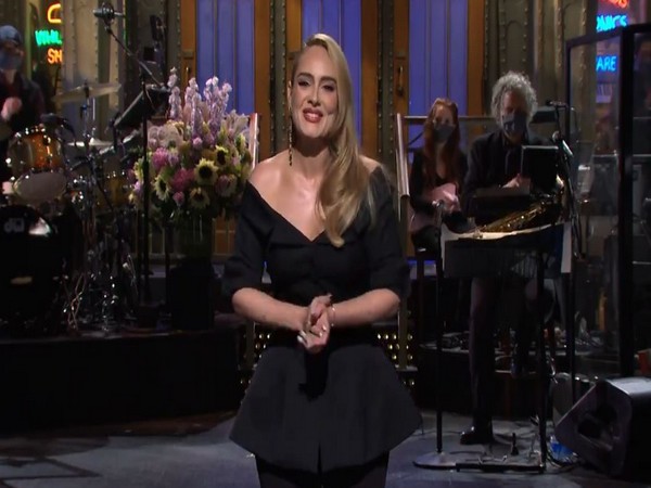 Adele sings on 'Saturday Night Live' after all