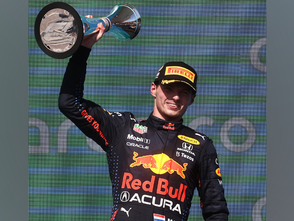 US GP: Verstappen edges Hamilton to seal victory and extend championship lead