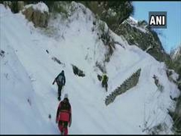 3 trekkers die after heavy snowfall in Himachal's Kinnaur district, 10 rescued