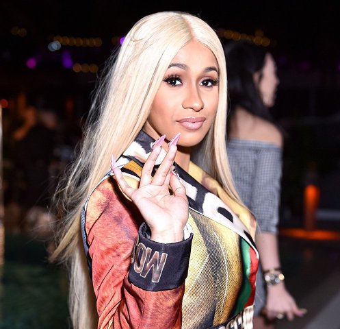 Rapper Cardi B heads to NY court over strip club fight