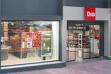 Spanish retailer Dia to raise pay by up to 12% to cope with soaring inflation