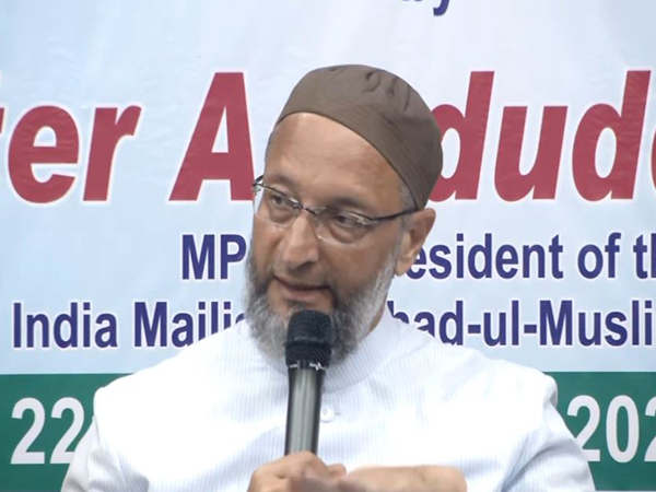 Telangana polls: RRS working for Congress to ensure AIMIM candidate's defeat, alleges Asaduddin Owaisi