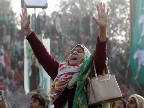 Demand for Women's Rights Boosts at Karachi Seminar