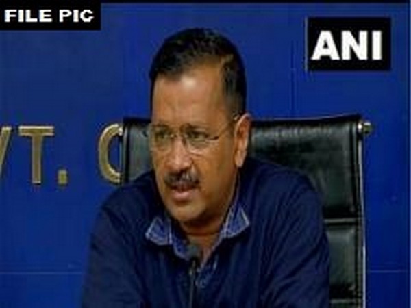 Rs 1 cr compensation for head constable 'Ratan Lal' who died in Delhi violence: Kejriwal