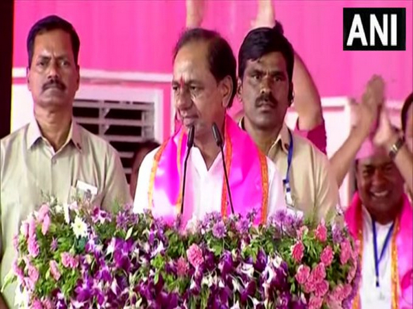 Farmers should be given Rs 10,000 per acre for investment: Telangana CM KCR in Maharashtra
