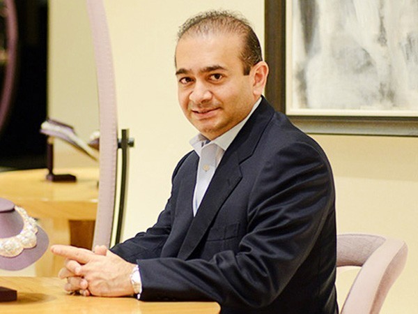 Singapore HC orders freezing of Rs 44 cr bank deposits kept in that country of PNB fraud accused Nirav Modi's sister and brother-in-law: ED