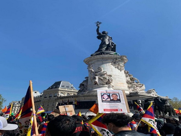 Tibetan student body in France protests against Chinese detention of Panchen Lama