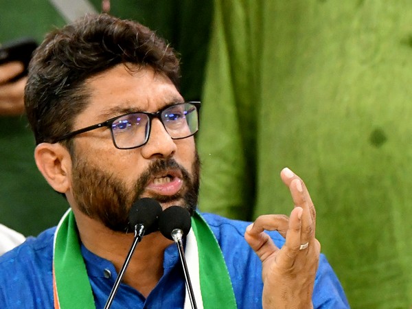 'Silent wave' in Gujarat, upcoming state polls to give new direction to country: Mevani