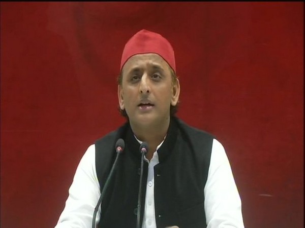 New Commission for migrant workers by UP govt a diversionary tactic: Akhilesh Yadav