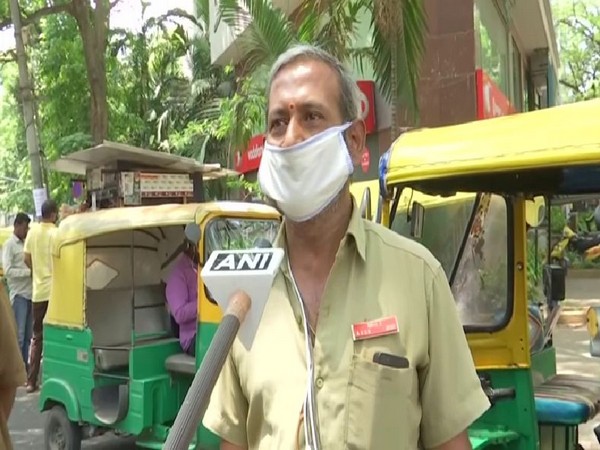 Karnataka: Auto drivers adversely affected by lockdown